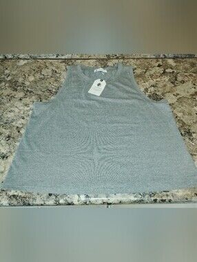 Laslulu Lrg Nwt Heather Gray Tank Top